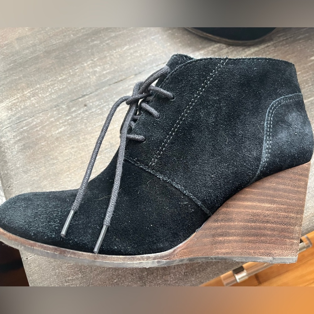 Lucky brand black wedge booties